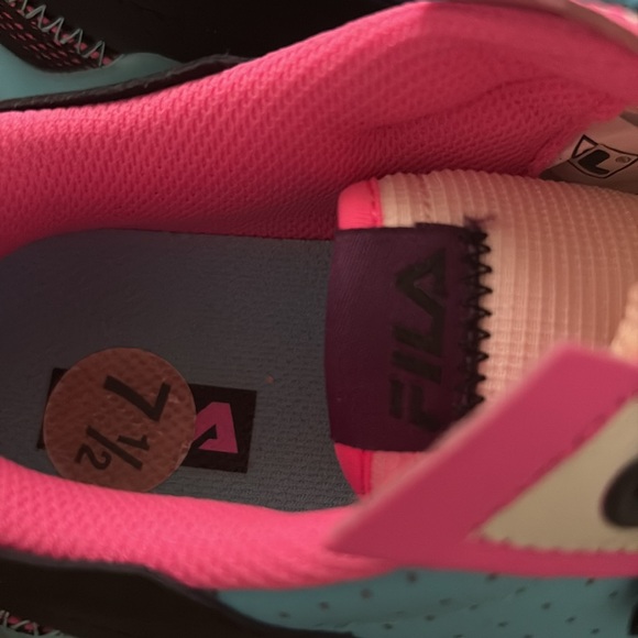 Fila - Picture 6 of 8